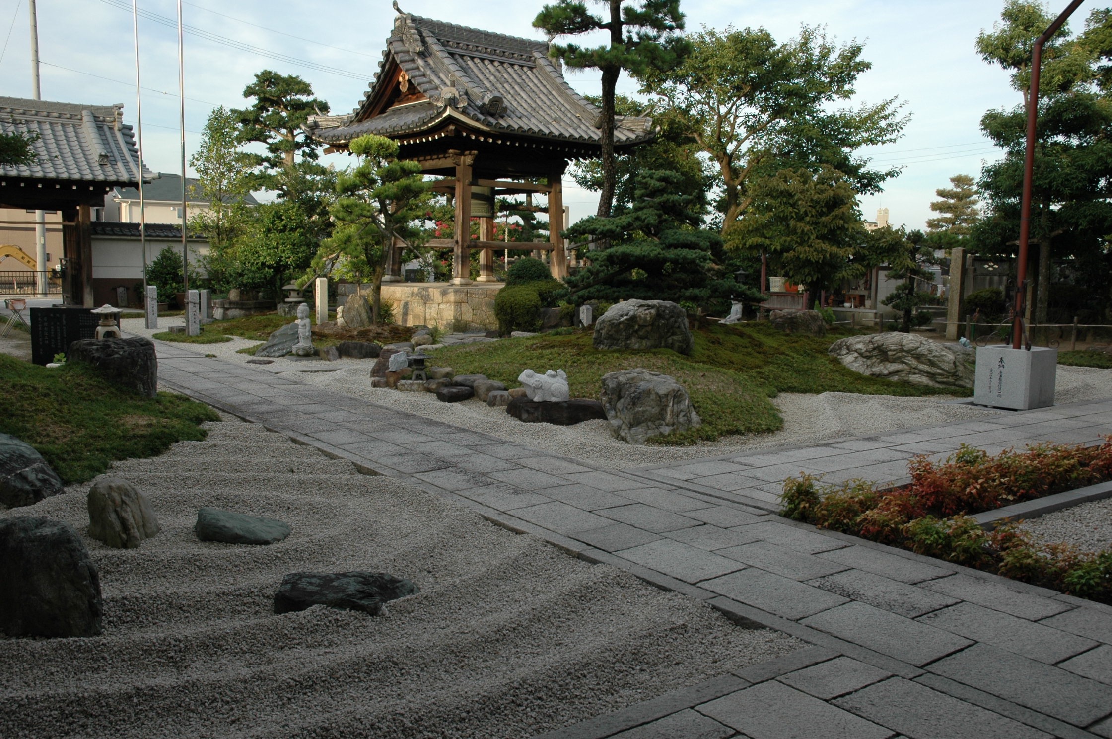 瑞雲寺境内